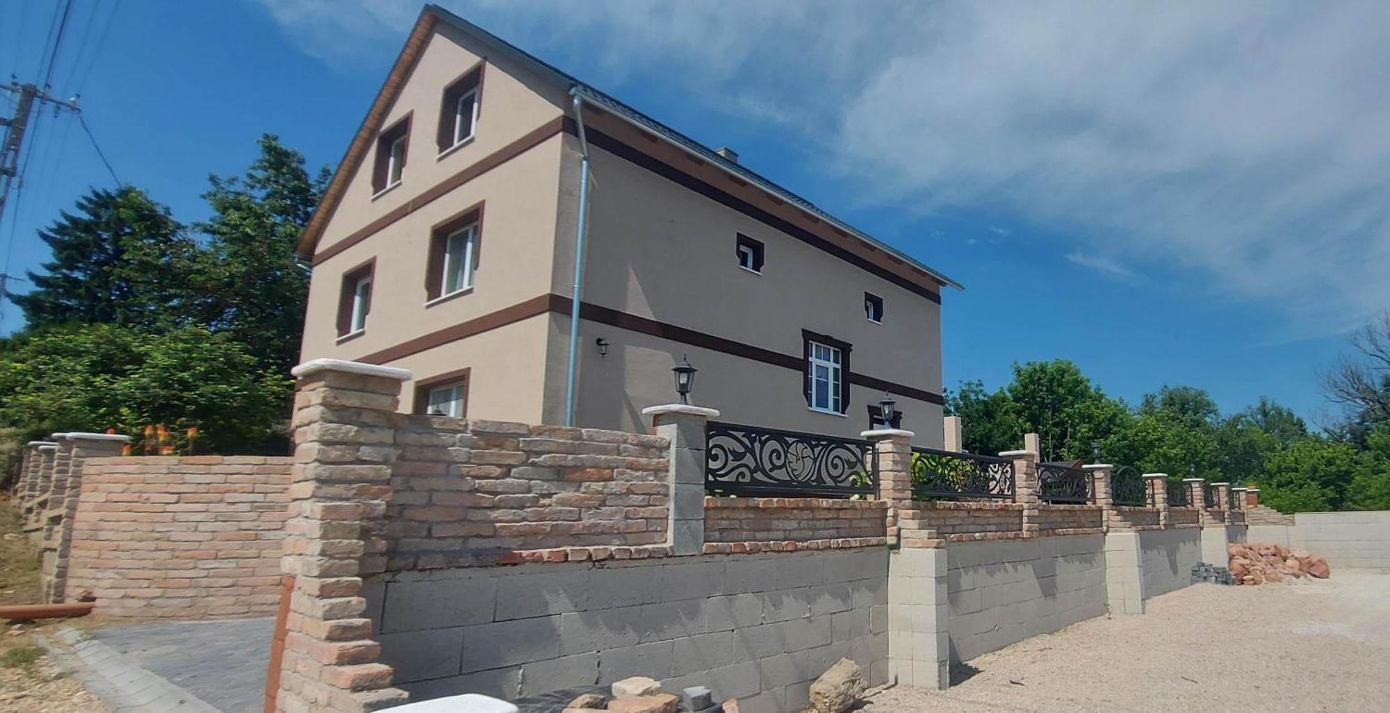 Villa Verteskacsa Vértesacsa エクステリア 写真
